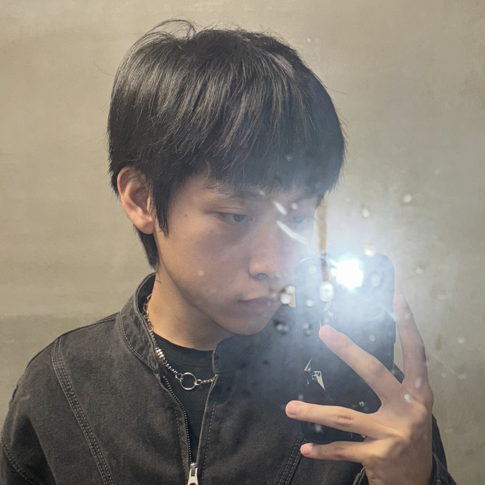 User RUEI-JIE profile image