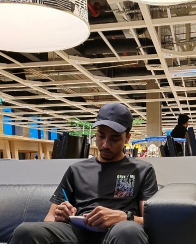 User SOORIYADEV profile image