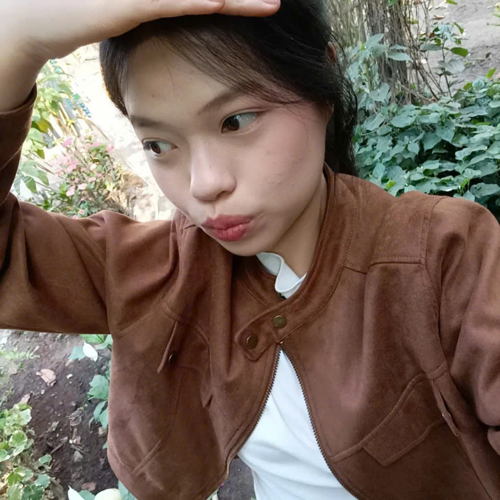 User Ngoc profile image