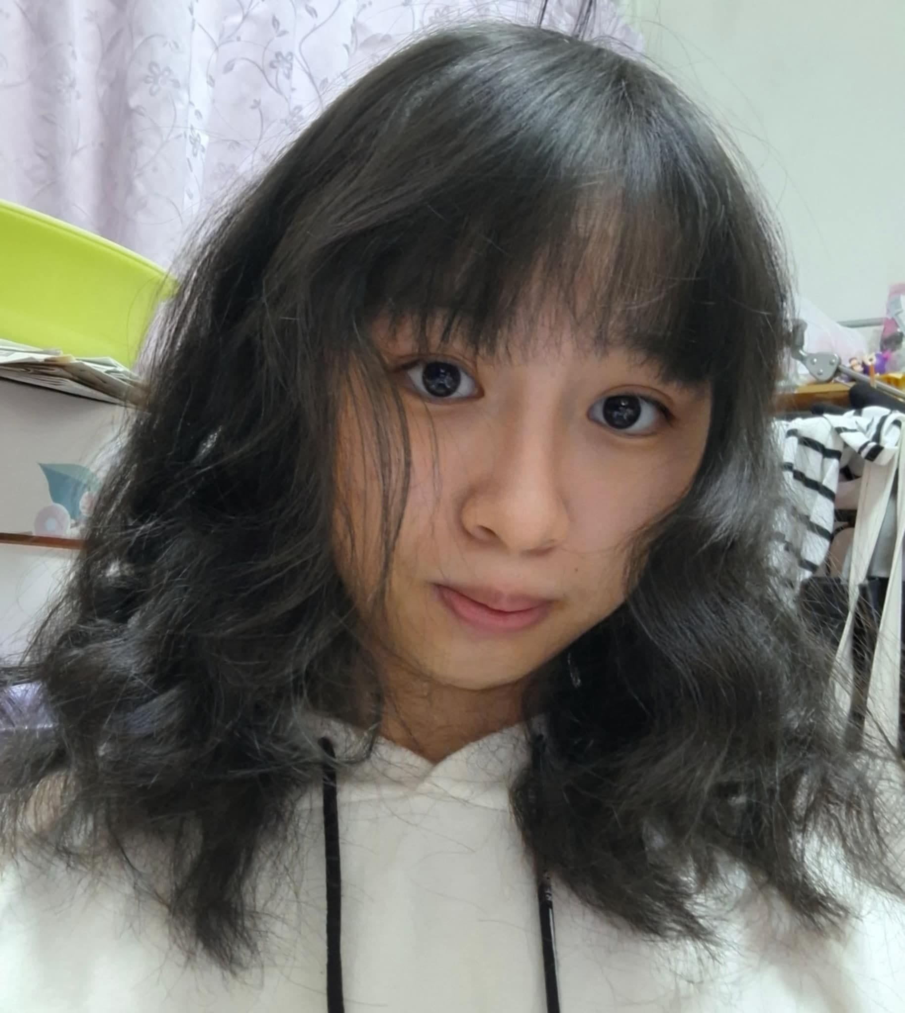 User YAN-RONG profile image