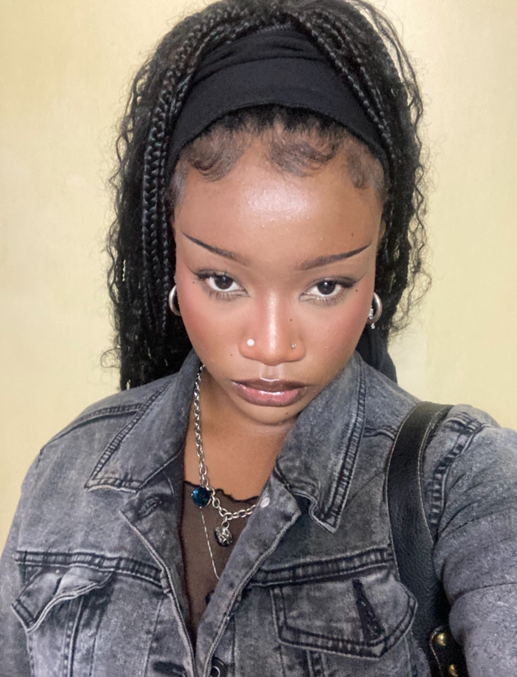 User Nicole profile image
