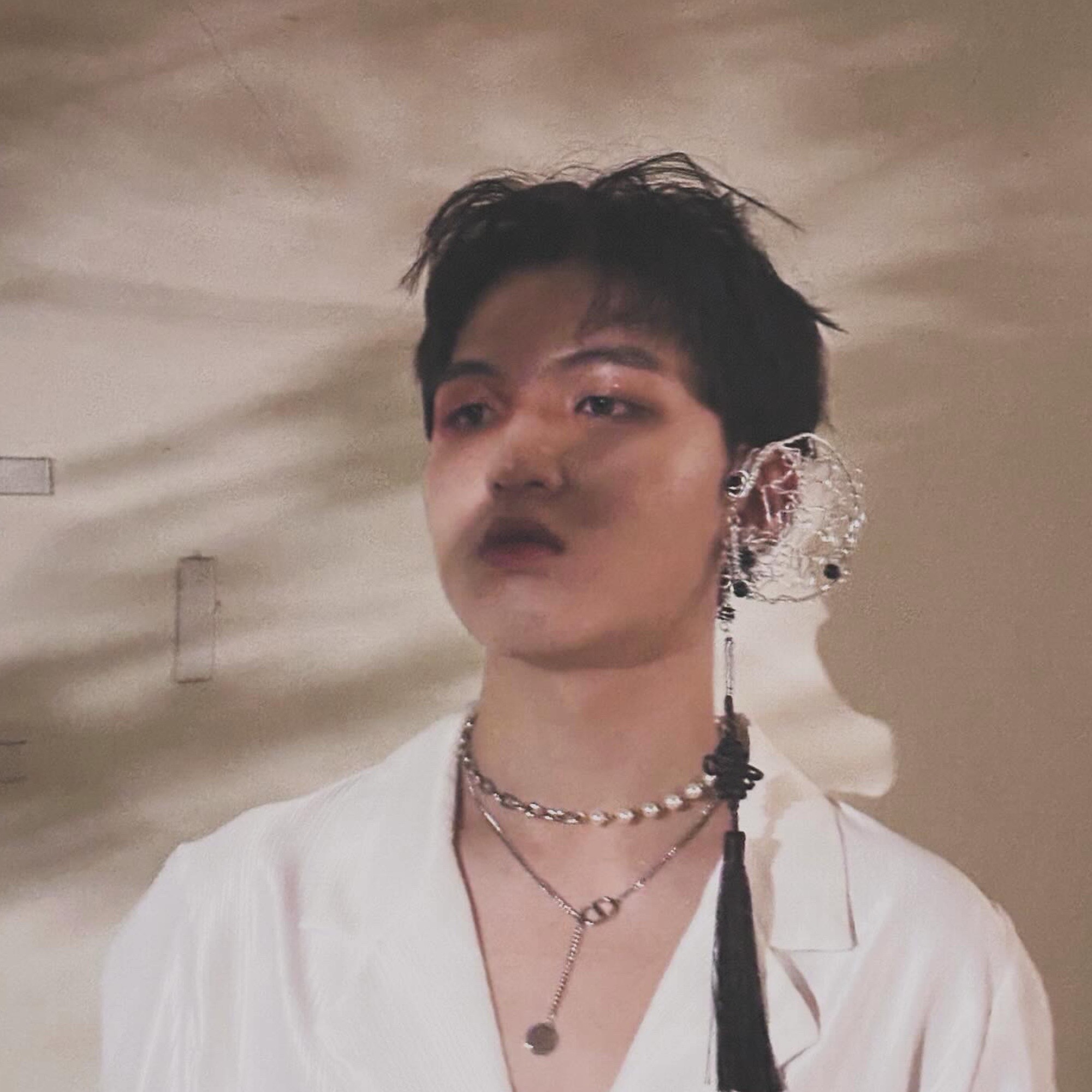 User LIU profile image