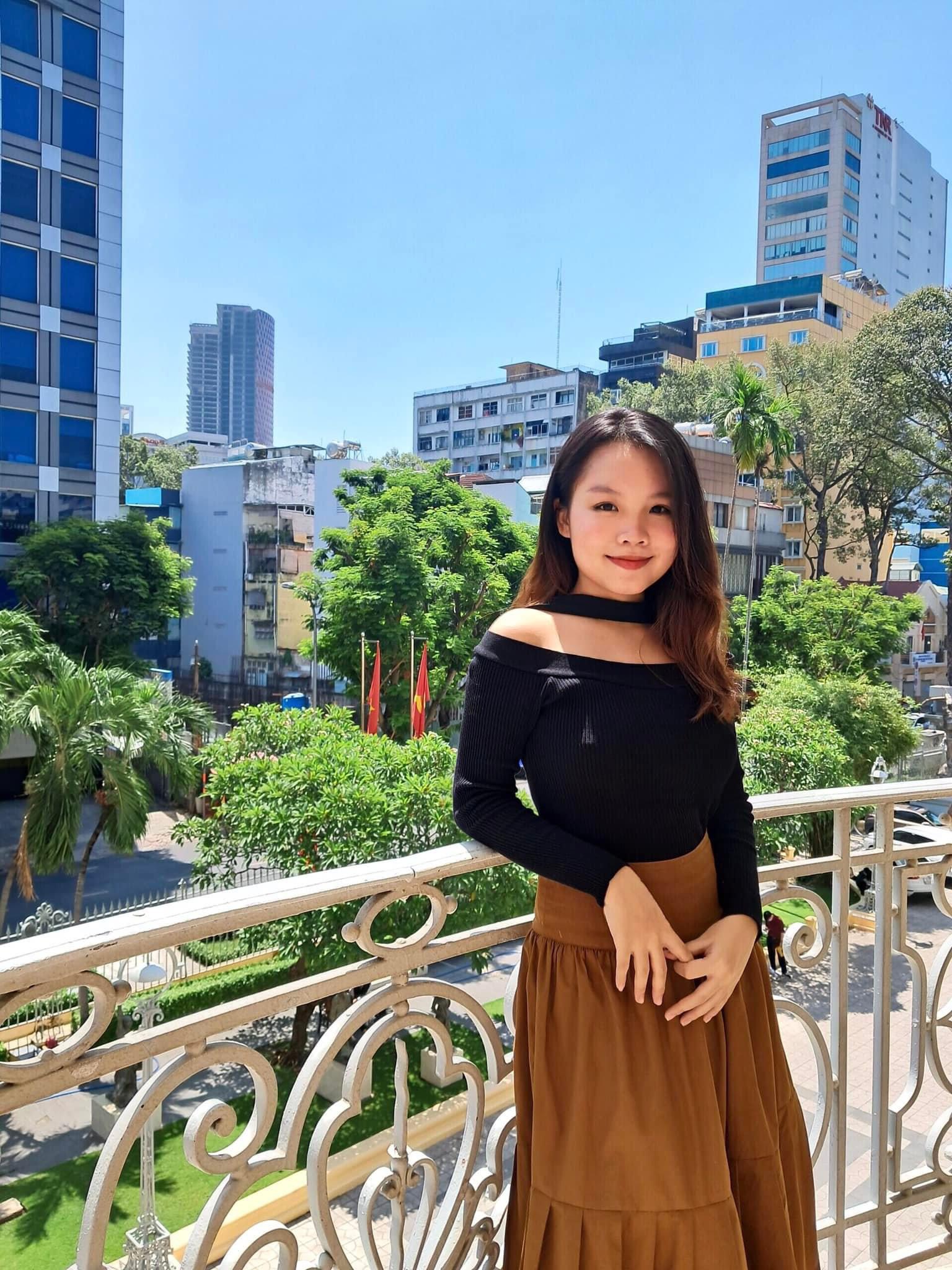 User Vy profile image