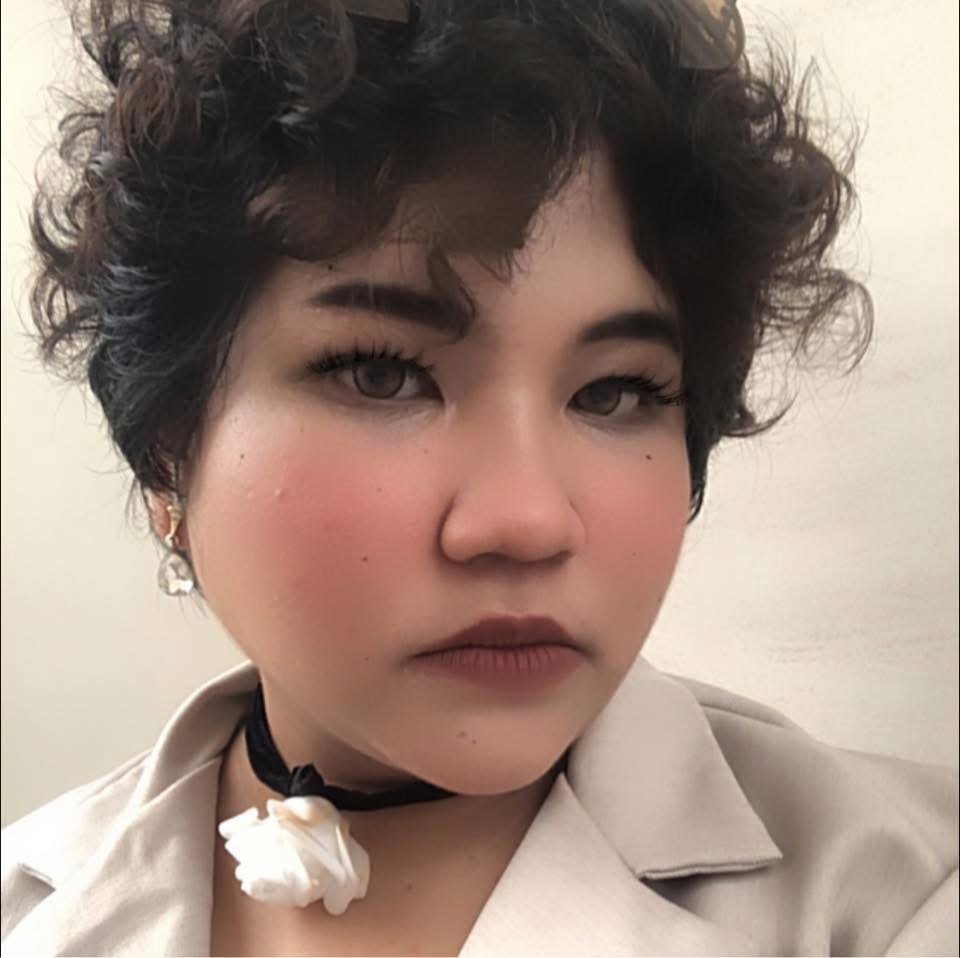 User Jo profile image