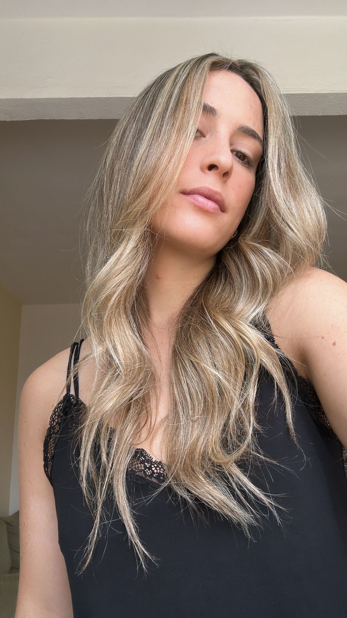 User naama profile image