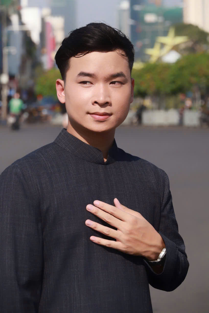 User Văn Huy profile image