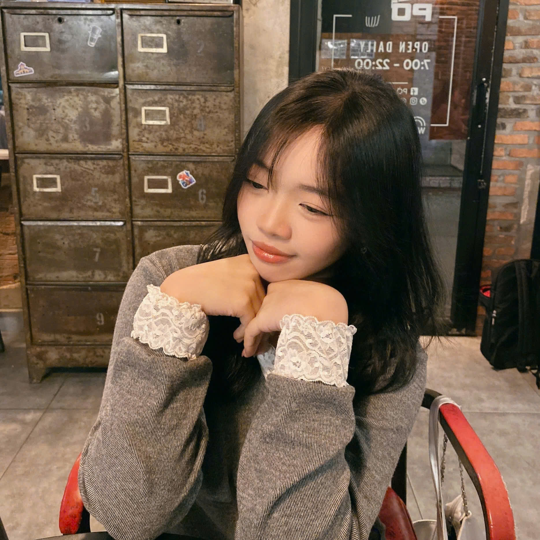 User Nguyễn Tuyết profile image