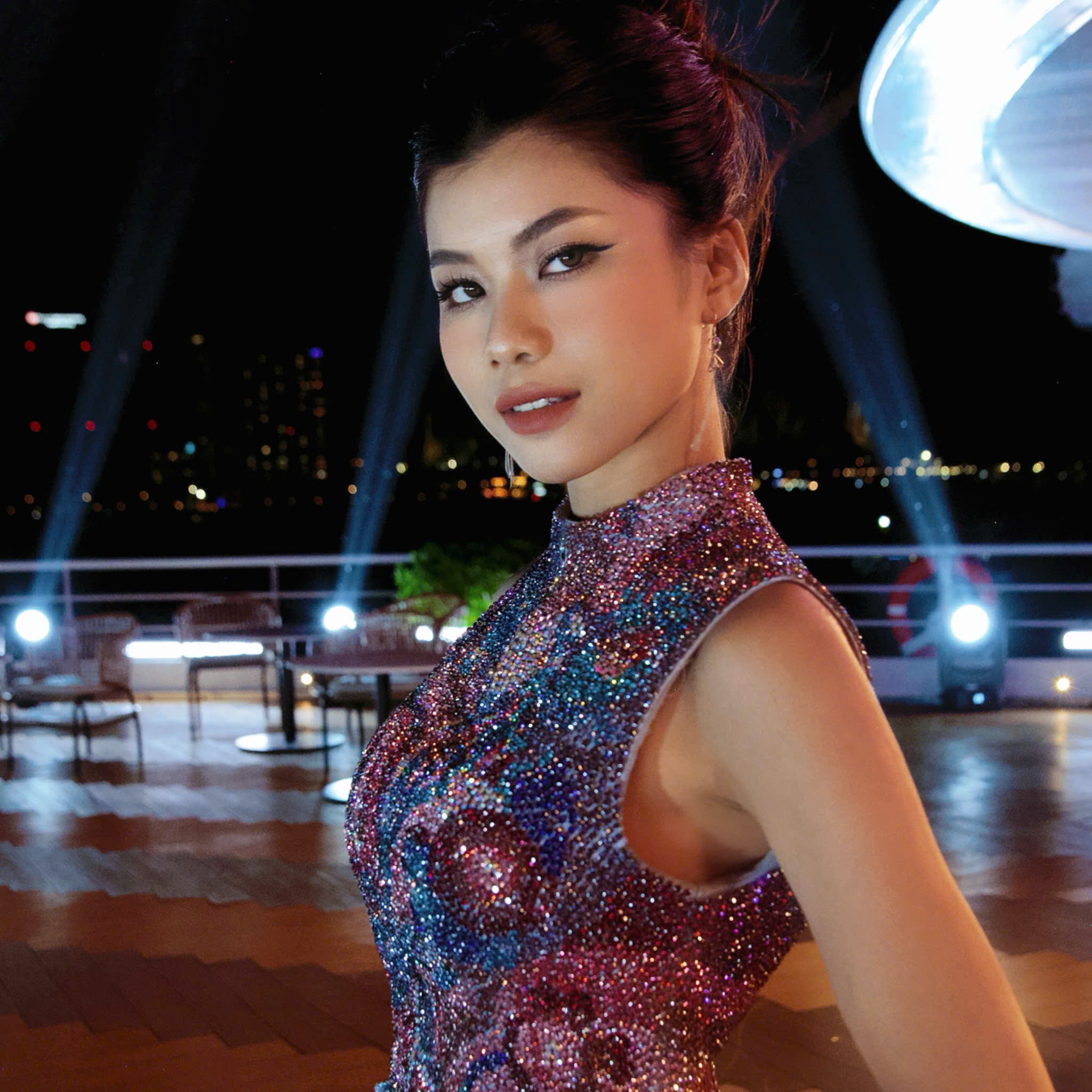 User Thúy profile image