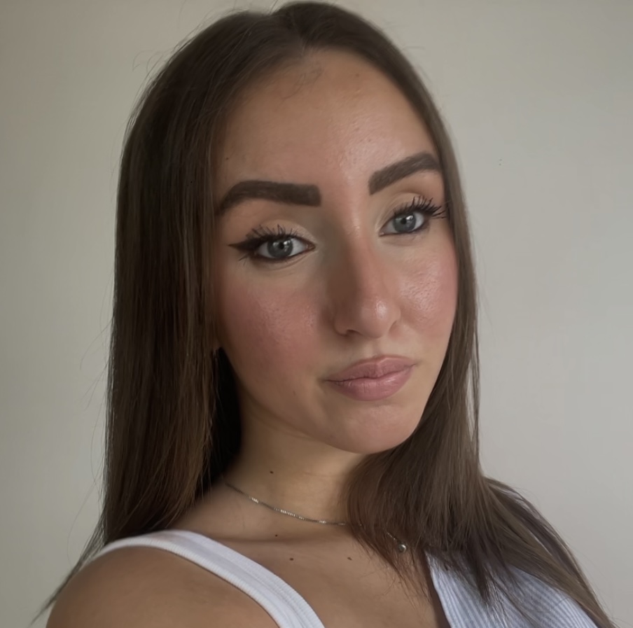 User Nicole profile image