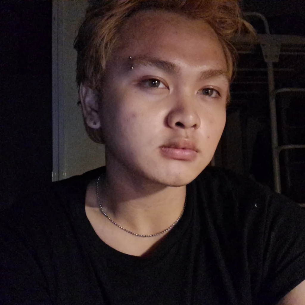 User Duy profile image