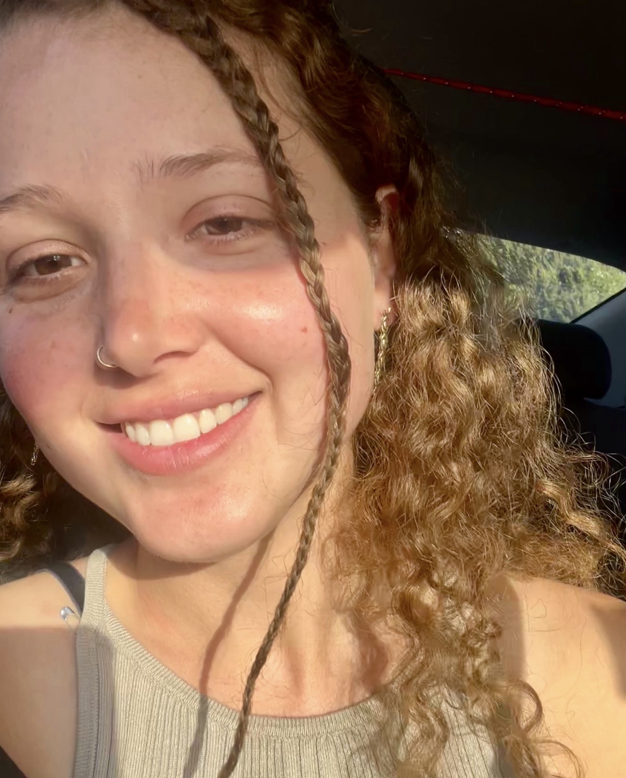 User Isca Ariel Harwood profile image