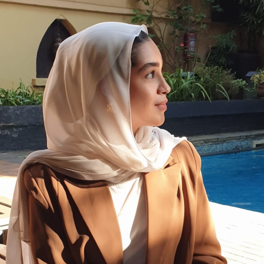 User Aisha profile image