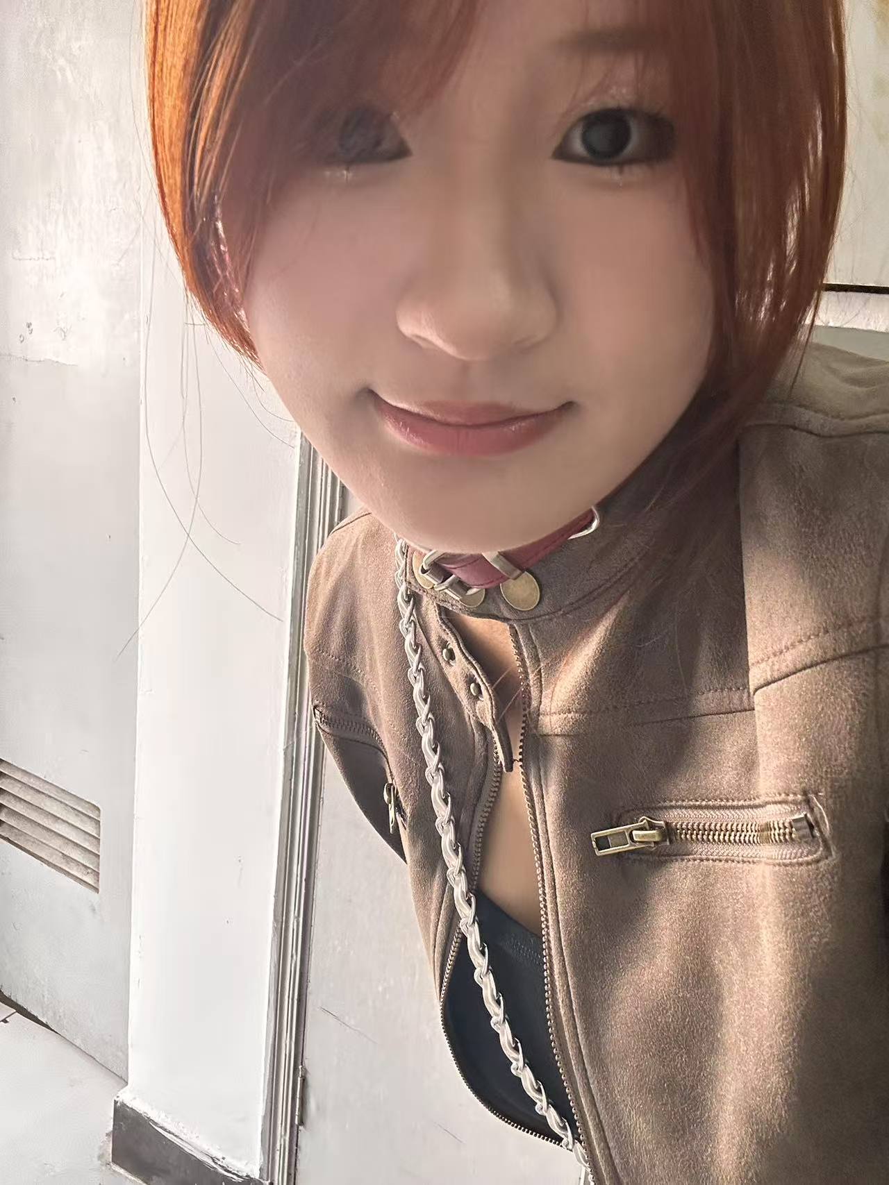User Qianni profile image