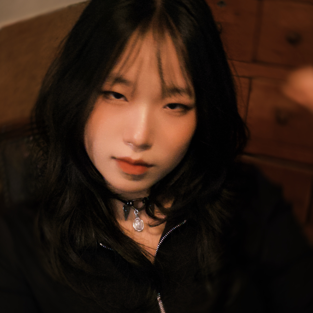 User Yu Wen profile image