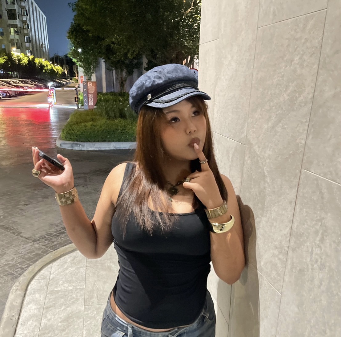 User Arisa profile image