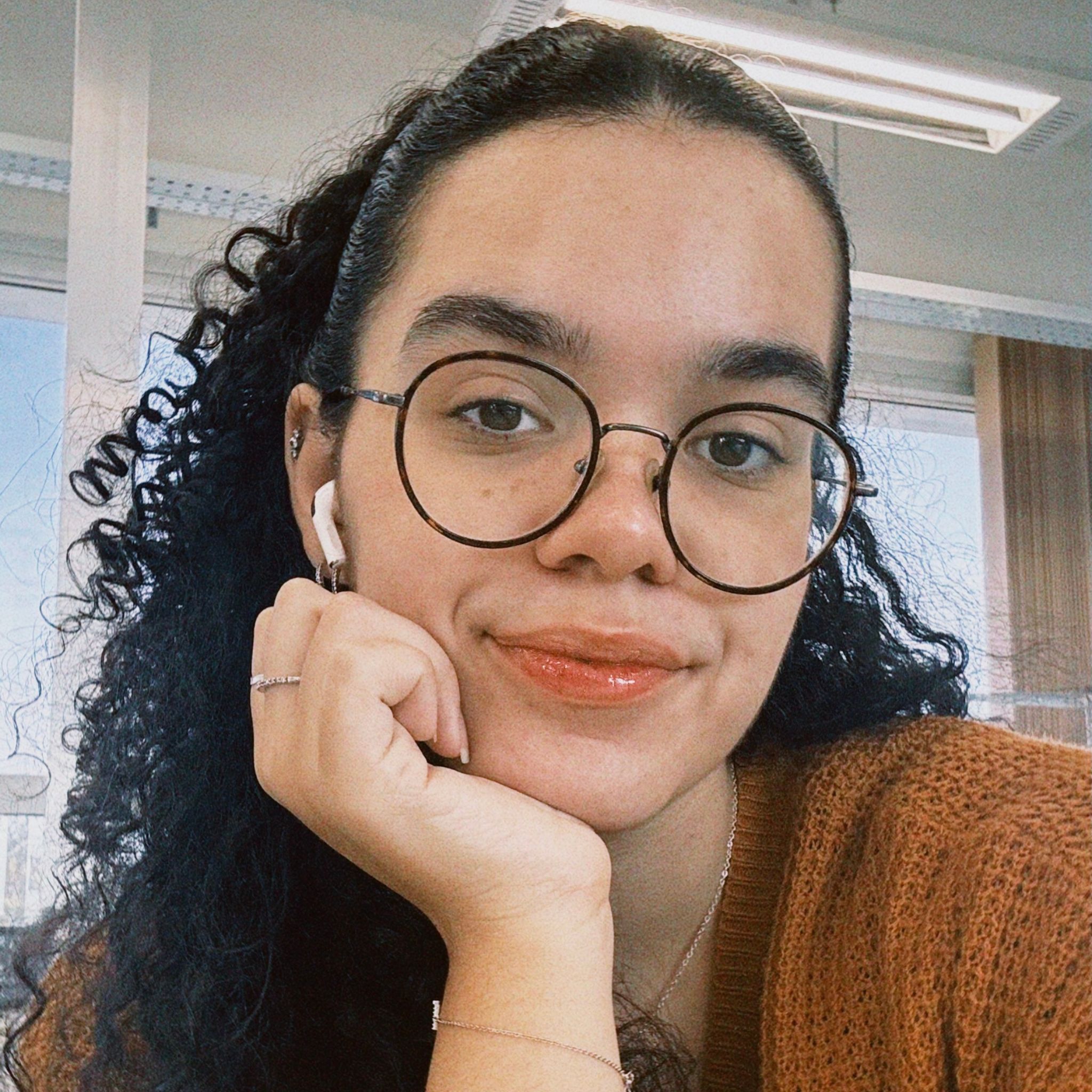 User Lorena profile image