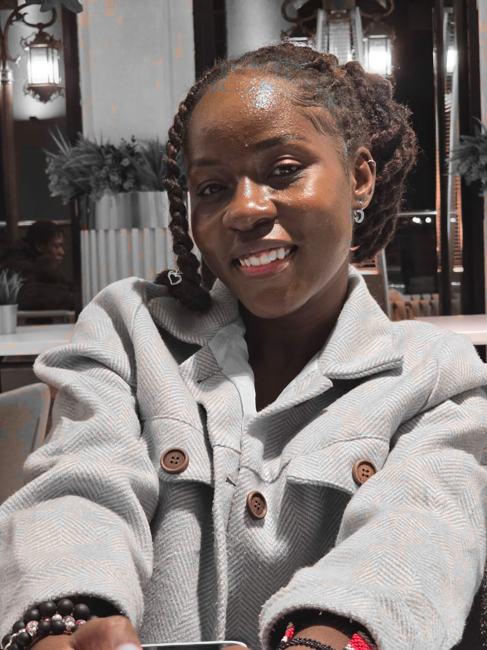 User Gladys profile image