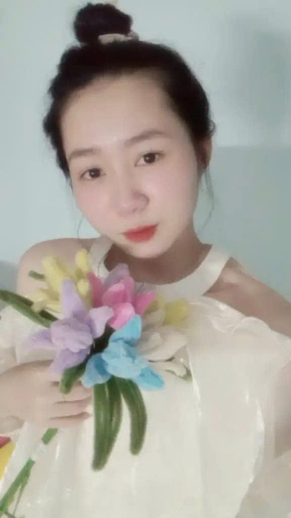User Phụng profile image