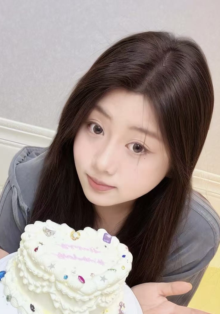 User junyi profile image