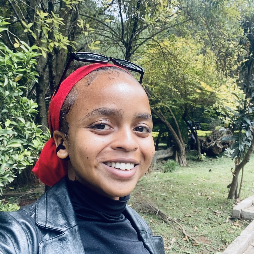 User Sharon profile image