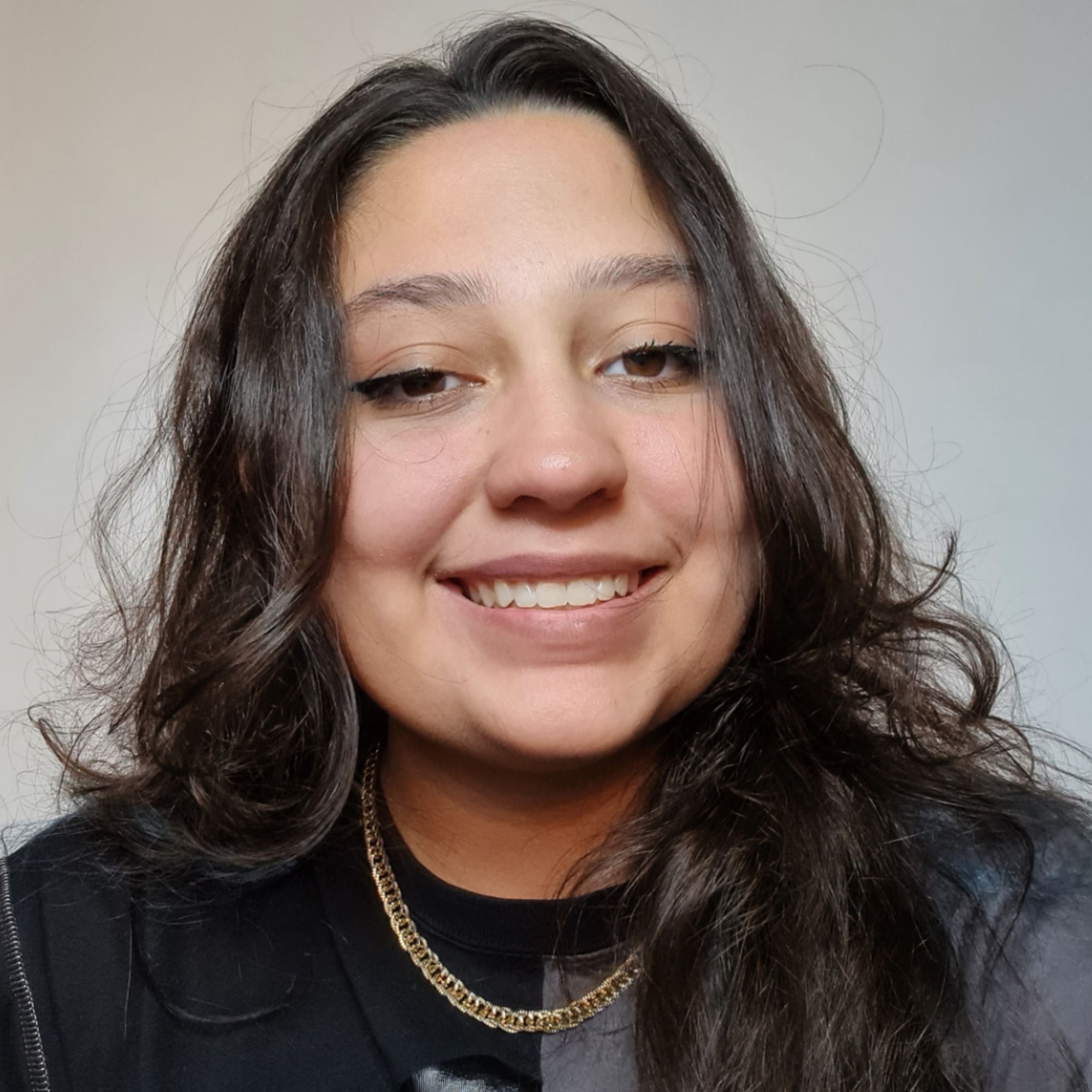 User Daniela profile image