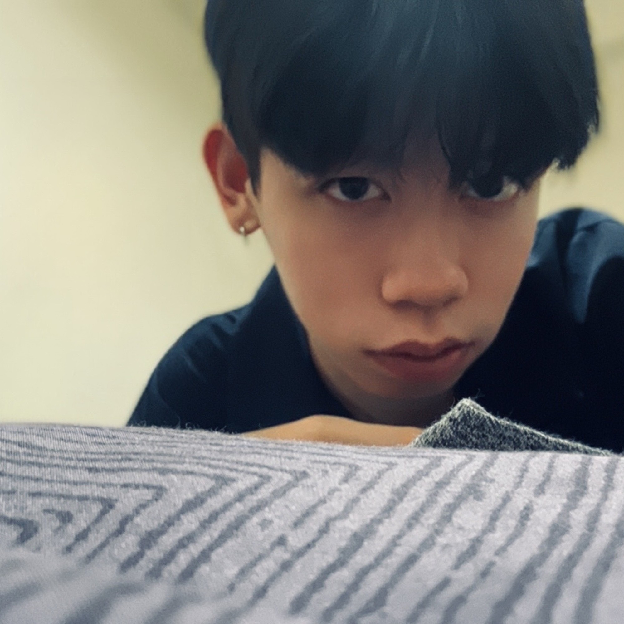 User YU CHUAN profile image