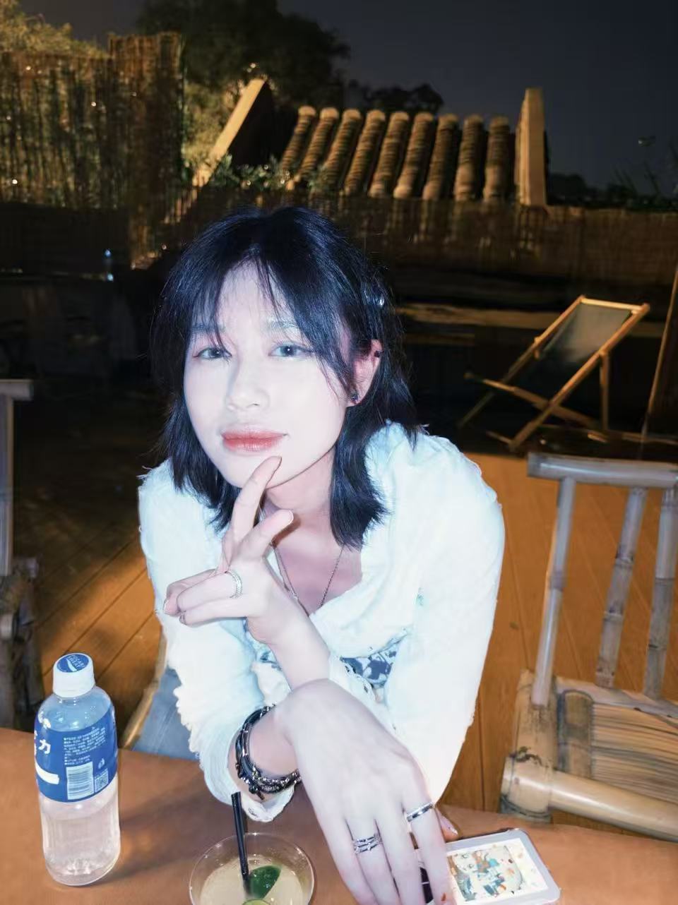 User XINXIN profile image