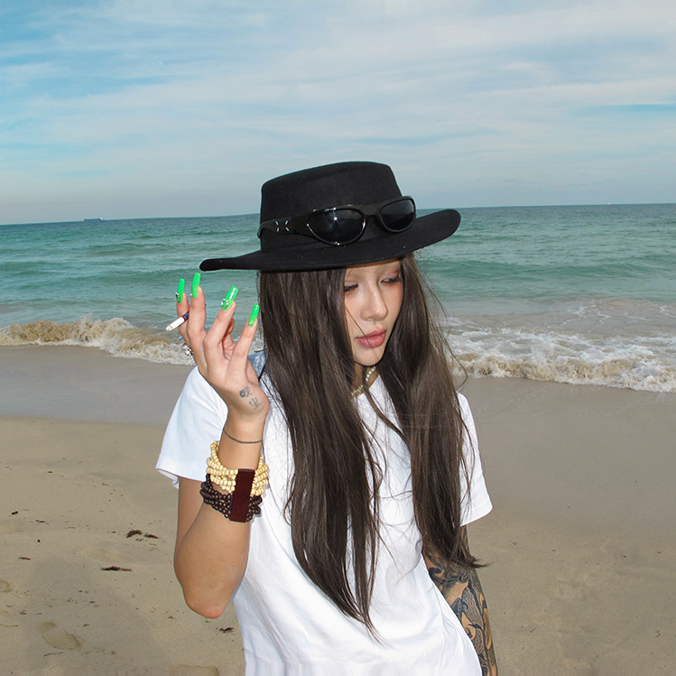 User Lorena profile image