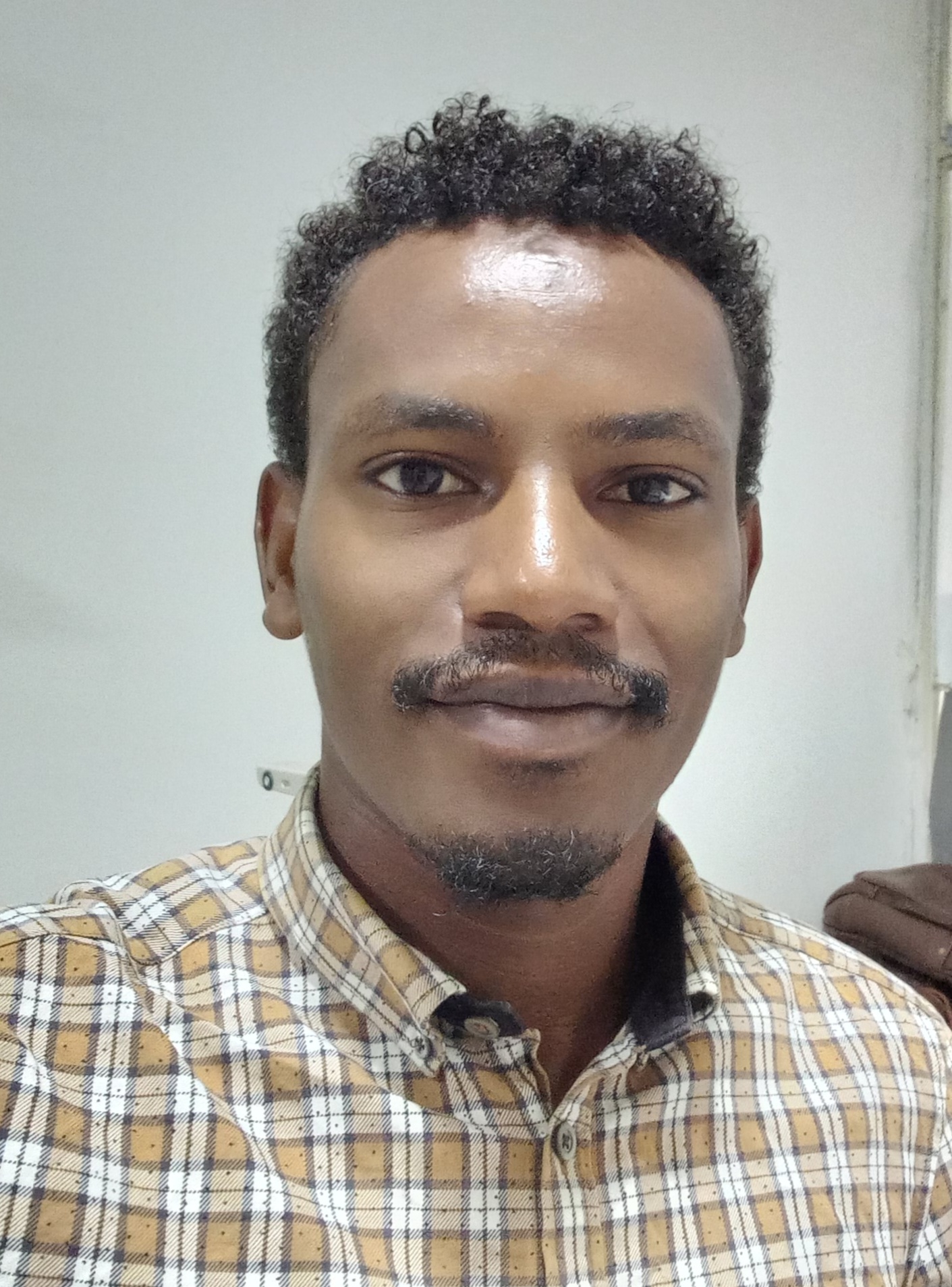 User Tariku profile image