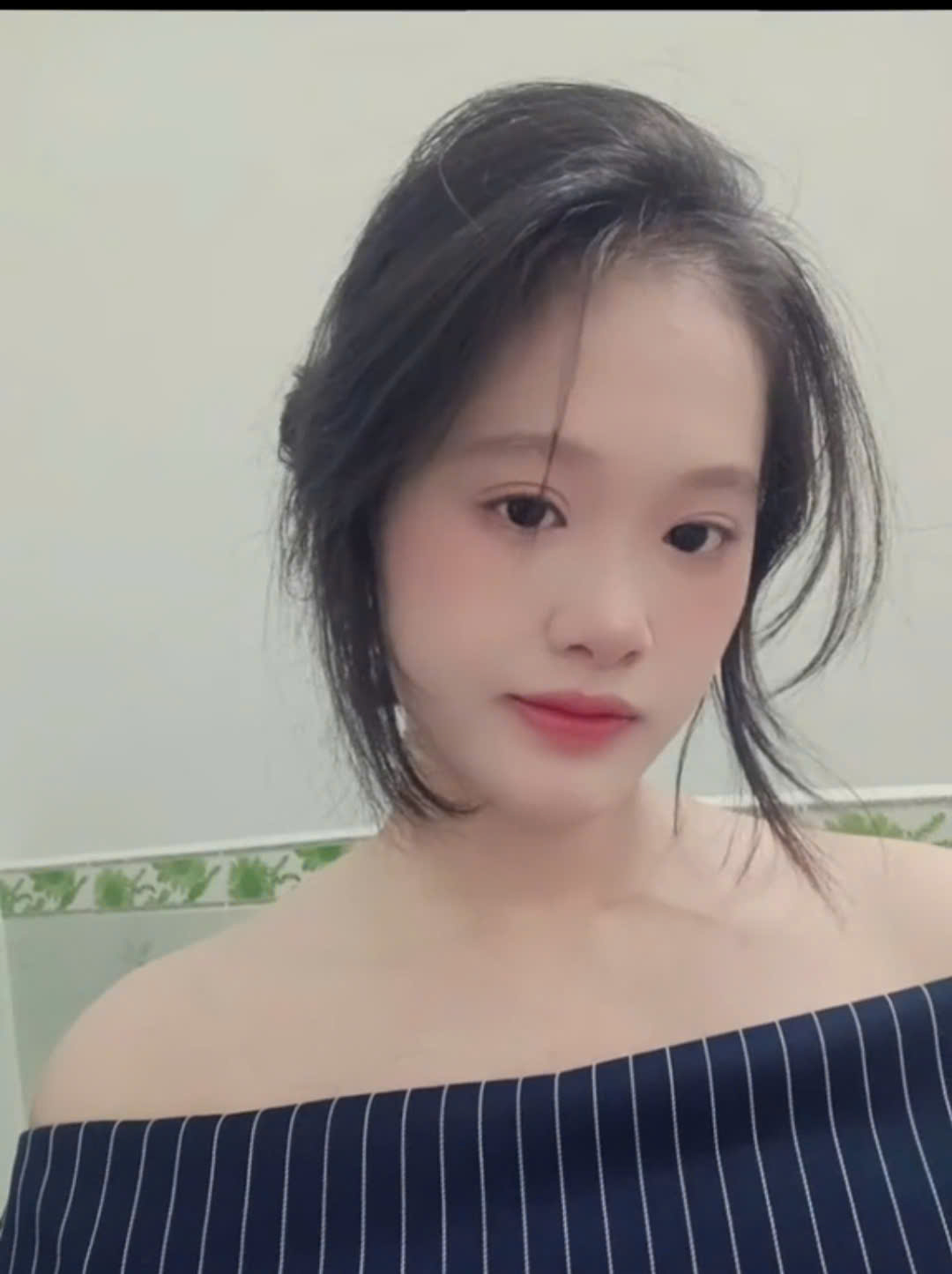 User Thị Trâm profile image